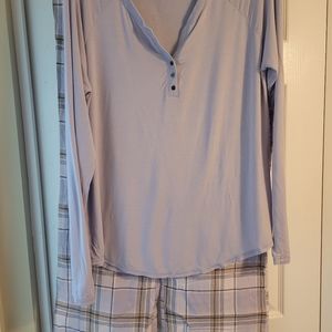 Women's pajama set size XL